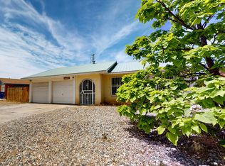 2611 Los Tretos St NW, Albuquerque, NM 87120