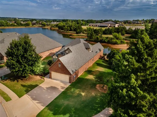 6417 NE 105th St, Oklahoma City, OK 73151