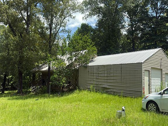2nd image of 165 Fralick Rd