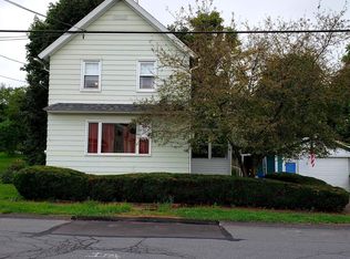 223 George St, Throop, PA 18512