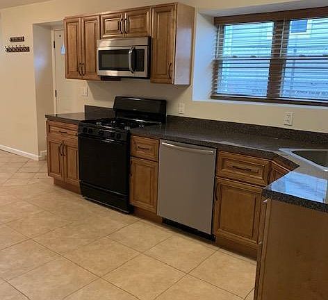 5th image of 38 Oswald Pl