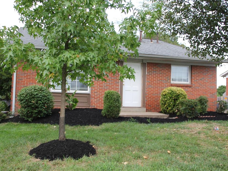 1st image of 137 E Showalter Dr