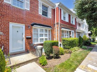 350 N Corona Ave APT 13, Valley Stream, NY 11580