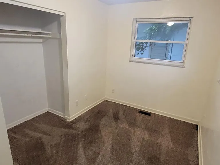 2102 Bickmore Ave — Photo 21