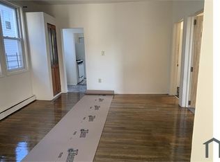 209 Beach 101st St Floor 1, Rockaway Park, NY 11694