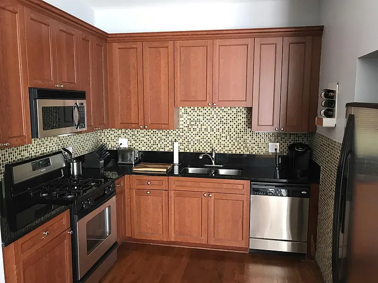 520 N Halsted St #601 — Photo 8