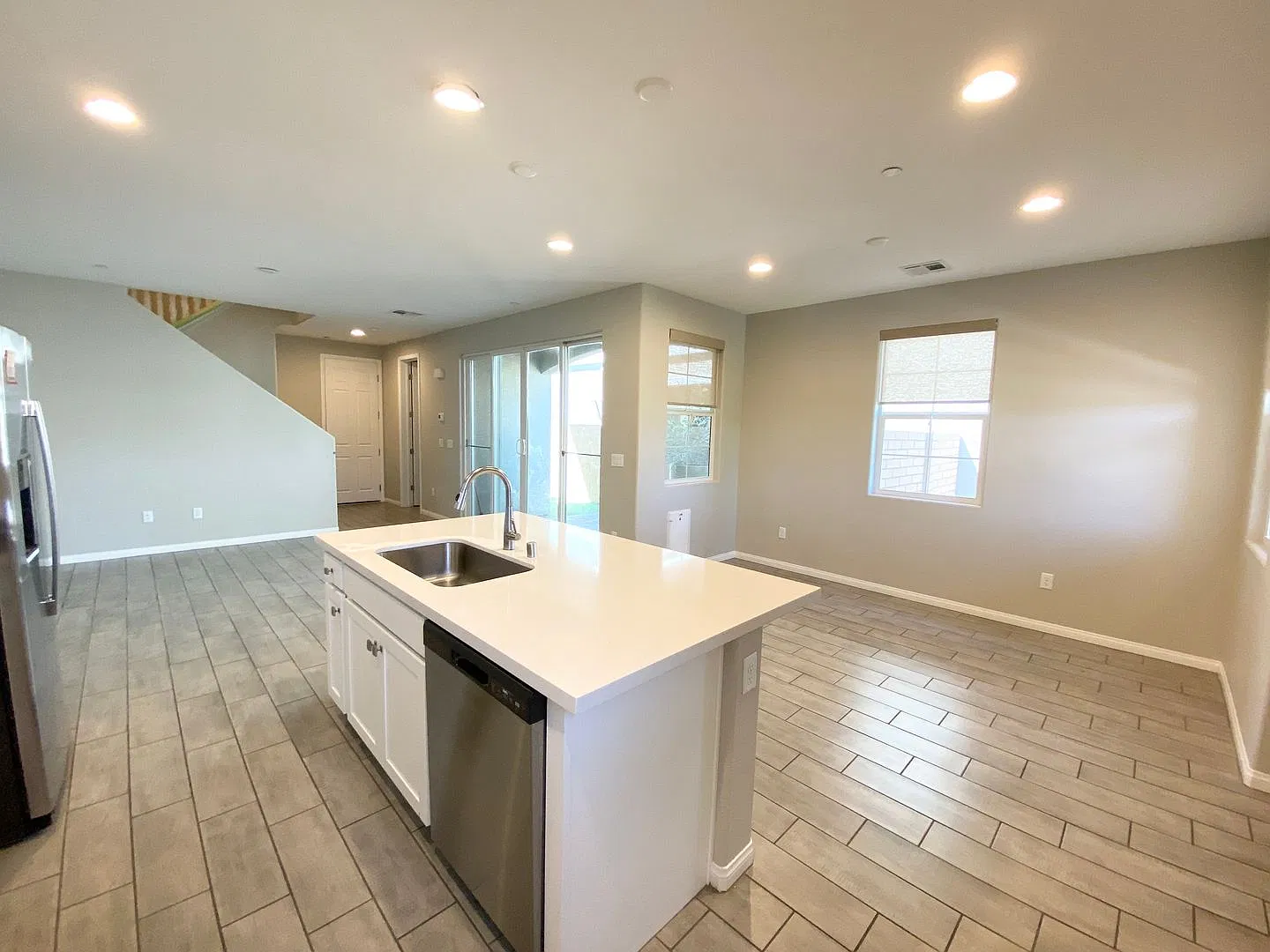 Move In Special $500 Off The First Months Rent 536 Celebratory Place, Henderson, Nv 89011 — Photo 4