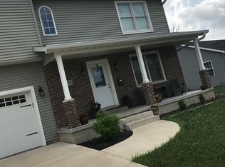 903 Devonshire Rd, Washington, IL 61571