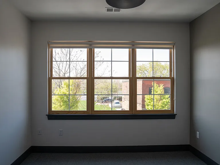 872 Seneca St #2C — Photo 6