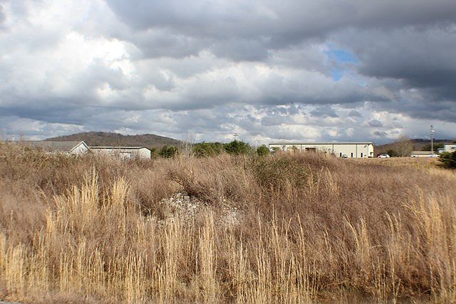 1st image of 240 Hub Cir