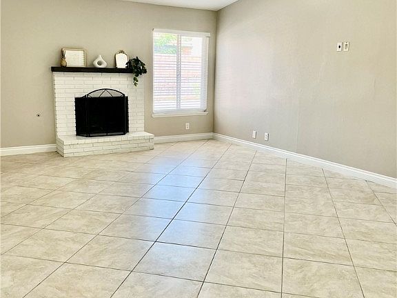 3rd image of 3170 El Chico Ct