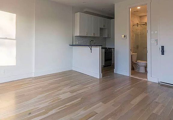 2nd image of 905 Sterling Pl #4E