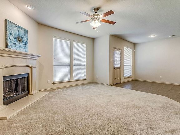 4th image of 3128 Buckthorn Ln