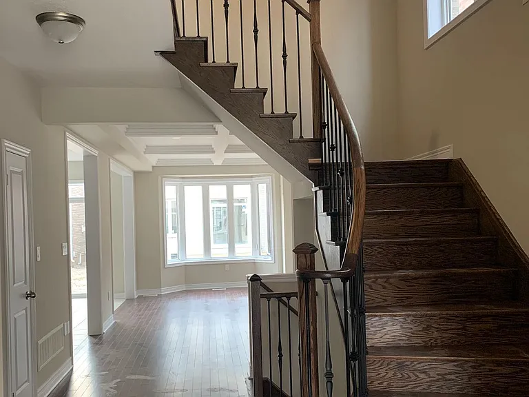 140 Finegan Cir — Photo 2