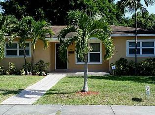 8450 SW 43rd Ter, Miami, FL 33155