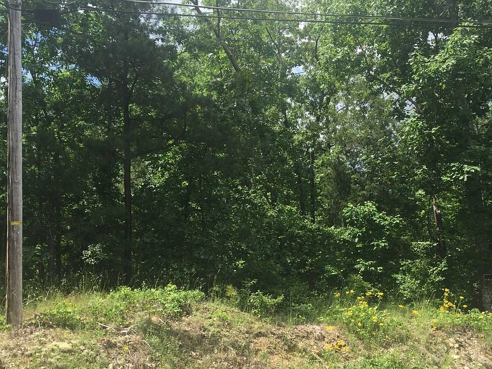1st image of 331A Lakeshore Dr