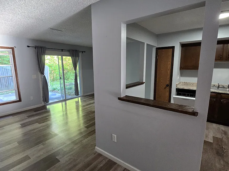 530 Townwood Dr — Photo 7