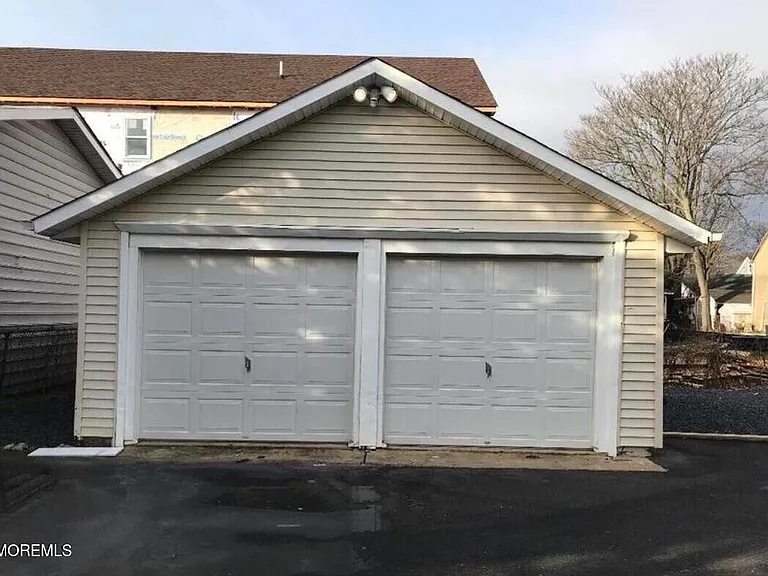 44 Norwood Ave — Photo 19
