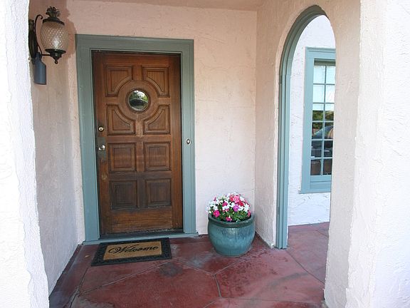 3rd image of 710 E McKinley Ave