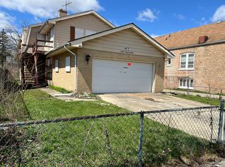 3950 Center Ave, Lyons, IL 60534