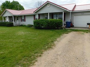 12485 Pine Lake Rd, Plainwell, MI 49080