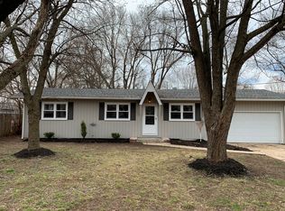 1345 S Prince Ln, Springfield, MO 65804