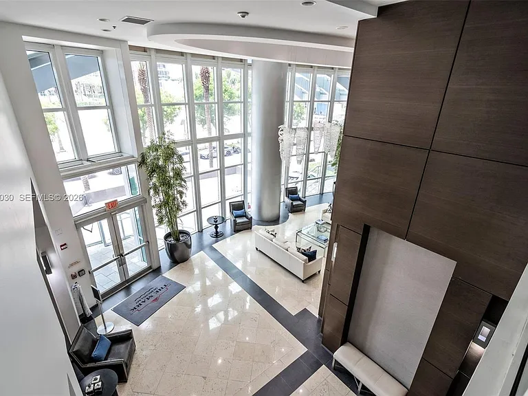 1155 Brickell Bay Dr #2007 — Photo 24