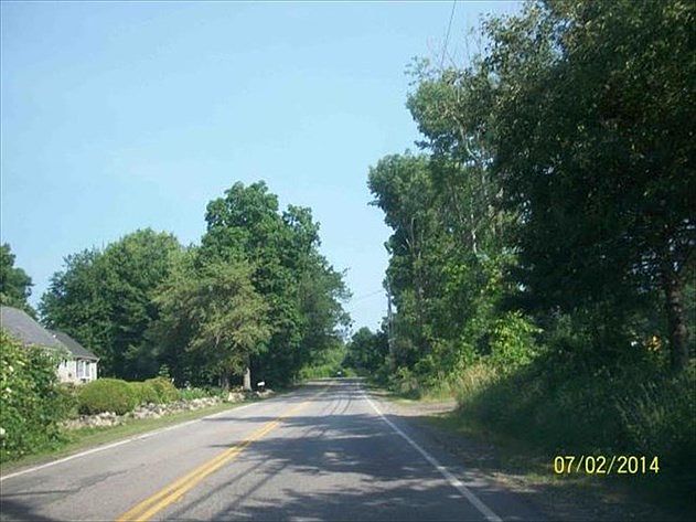 2nd image of 71 East Rd