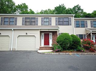 59 Sunrise Dr, Gillette, NJ 07933