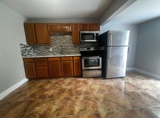 3635 Corrigan Ct, Palm Springs, FL 33461