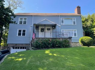 185 Longfellow Ave, Fairfield, CT 06825