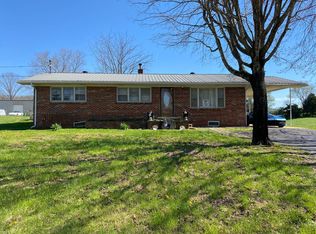 697 County House Rd, Livingston, TN 38570