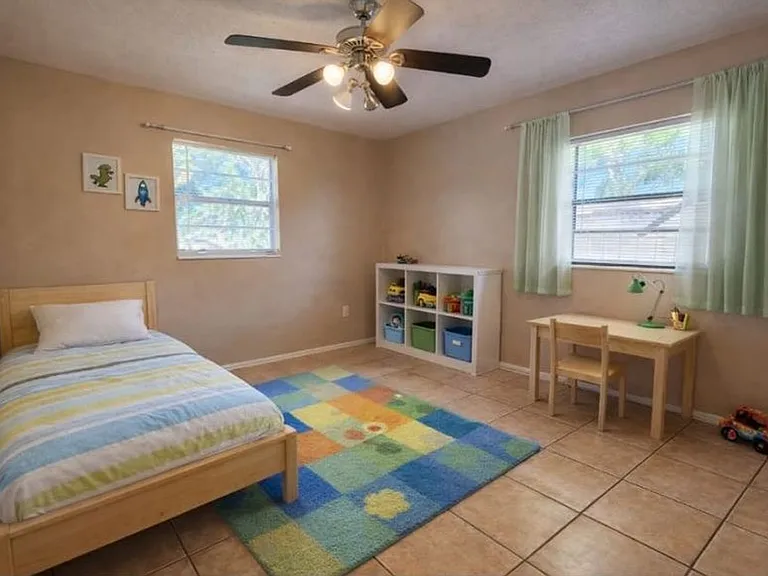 2085 Nottingham Rd — Photo 10