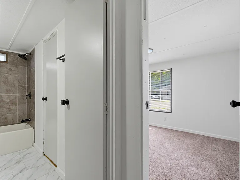 188 Bismarck Dr — Photo 19