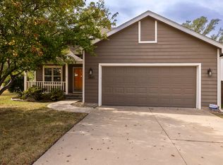 3613 SW Westport Dr, Topeka, KS 66614