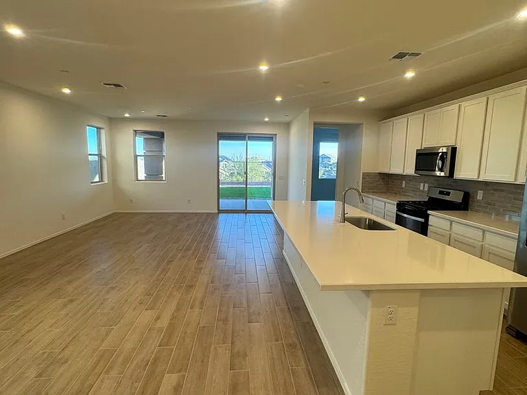 13383 W Eagle Feather Rd — Photo 14