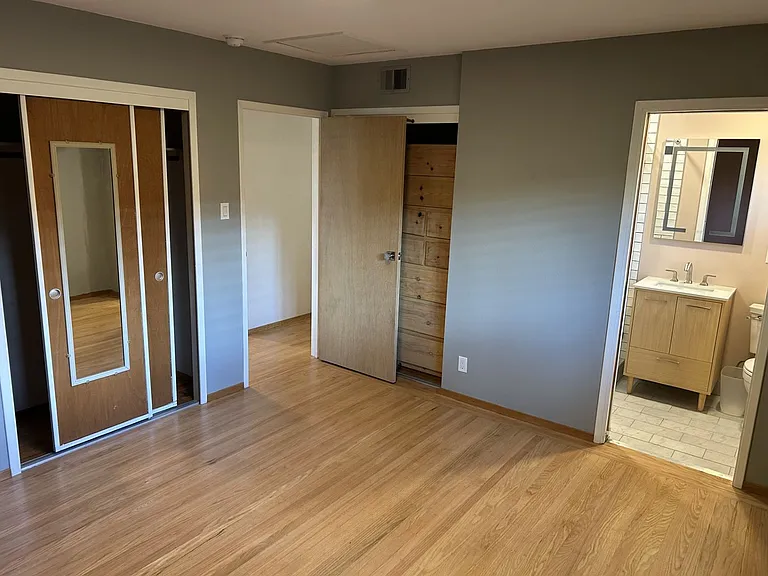 1419 Cambridge St — Photo 22