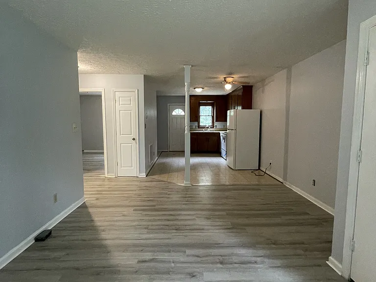 112 Camp Ave #A — Photo 3