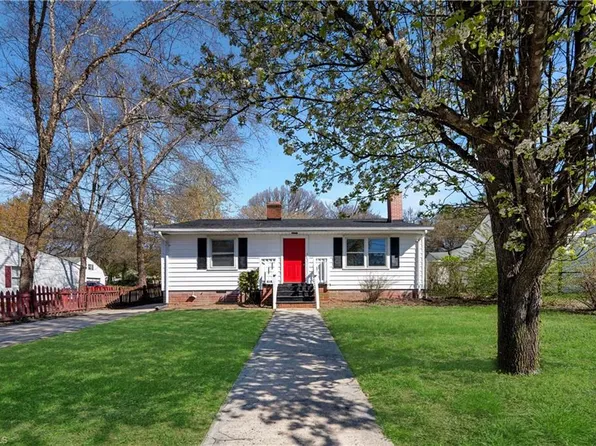 1020 Summit Ave, Reidsville, NC 27320