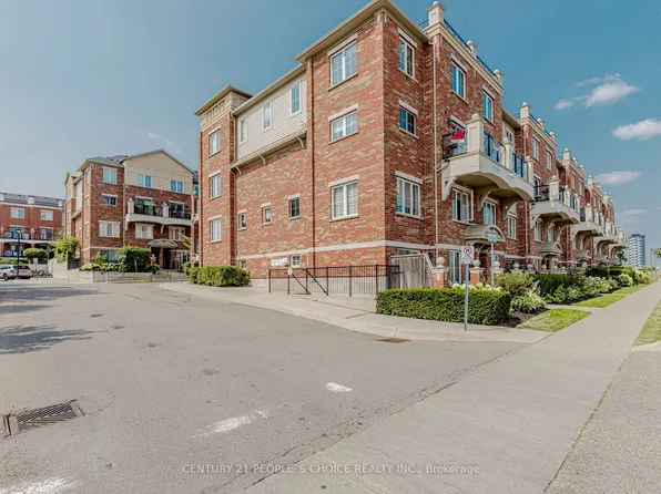47 Hays Blvd #25, Oakville, ON L6H 0J1