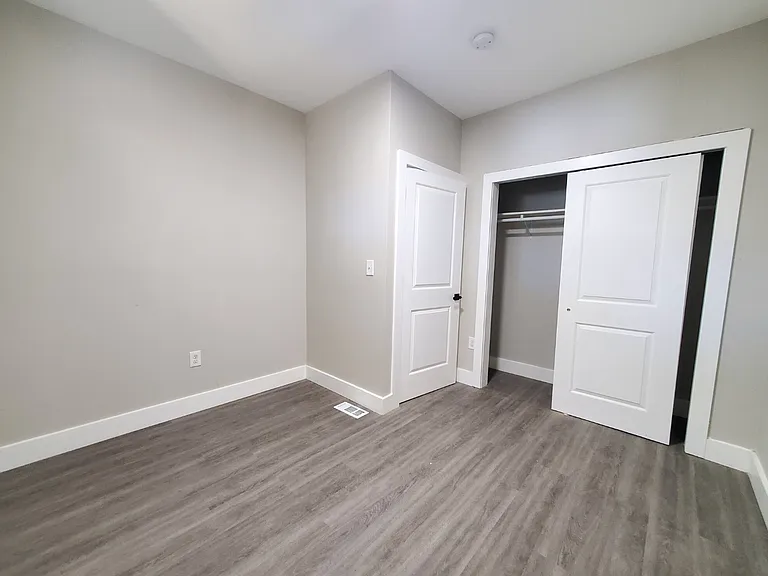 495 S 18th St #5 — Photo 5