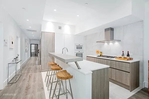 Rented by Corcoran | media 21