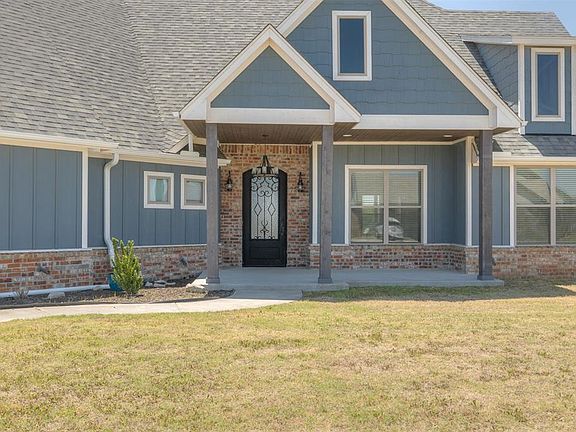 5th image of 39909 Demoy Dr