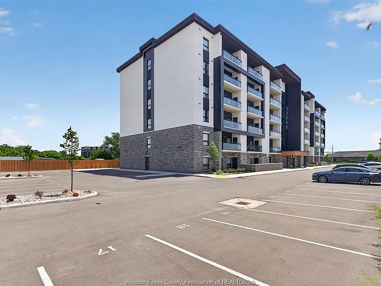 11646 Tecumseh Rd E #201 — Photo 2