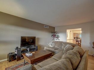 2221 E Enrose St, Mesa, AZ 85213