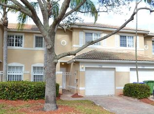 2286 NW 170th Ave, Pembroke Pines, FL 33028