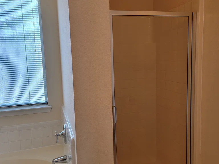 6001 Fenwick Ln — Photo 19