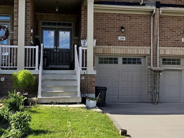 200 Roy Harper Ave, Aurora, ON L4G 0V8