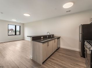 72 S Essex Ave #203, Orange, NJ 07050