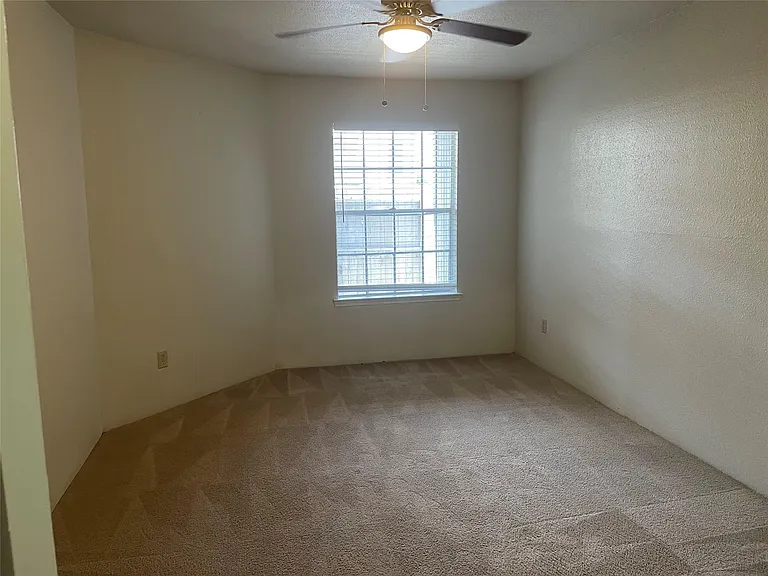 9797 Leawood Blvd #1405 — Photo 12
